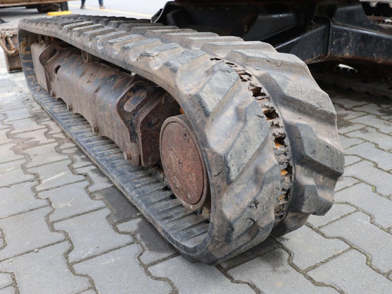 Як вибрати правильний розмір гумової гусениці для вашої спецтехніки?